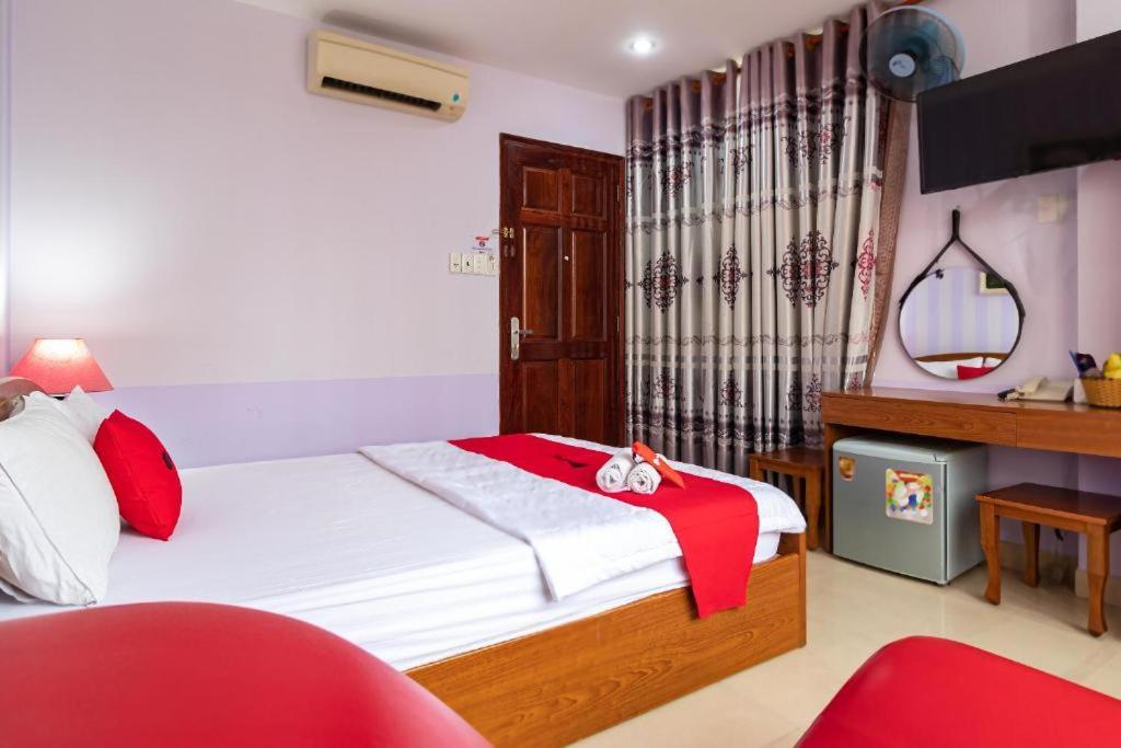 Appartement Nam Bac - 206 Phan Dang Luu, Q.phu Nhuan - By Bay Luxury